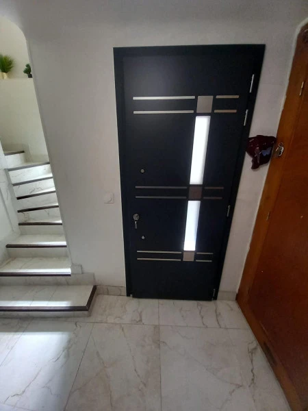Porte d'entrée en aluminium EURADIF modèle CELESTE 2 - Goussainville